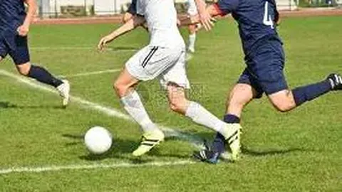 哈曼坚信红军夺冠可期，斯洛特唤醒球员全力拼搏